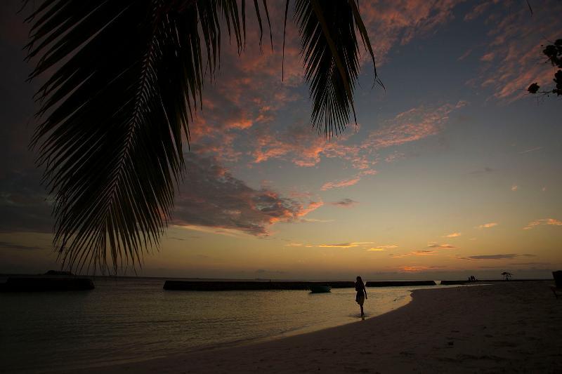 Ellaidhoo Maldives By Cinnamon Hangnaameedhoo Bagian luar foto